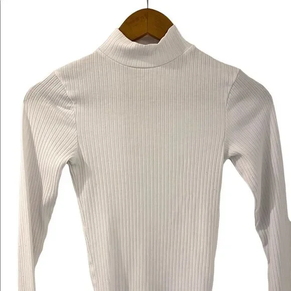 (Sold) Cotton On White Ribbed Turtle Neck Shirt, Womens XS - Picture 3 of 6